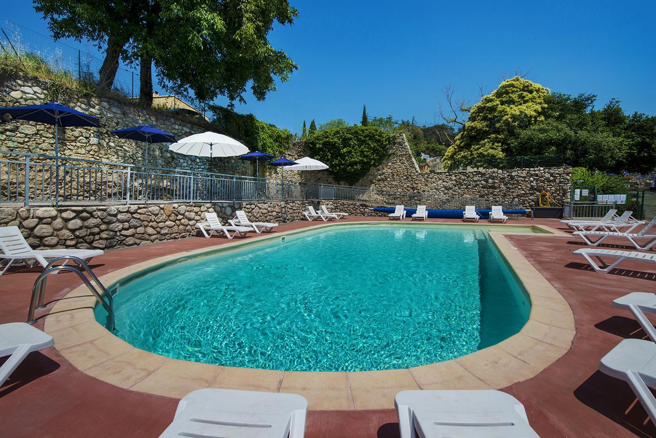 Le Moulin De Sournia Hotel Екстериор снимка